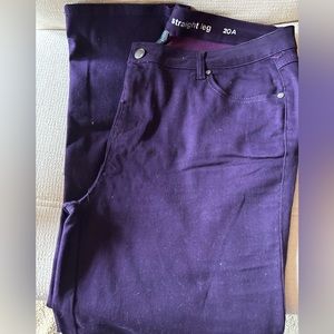 Avenue, Women’s Size 20W, Straight leg Jeans, Purple